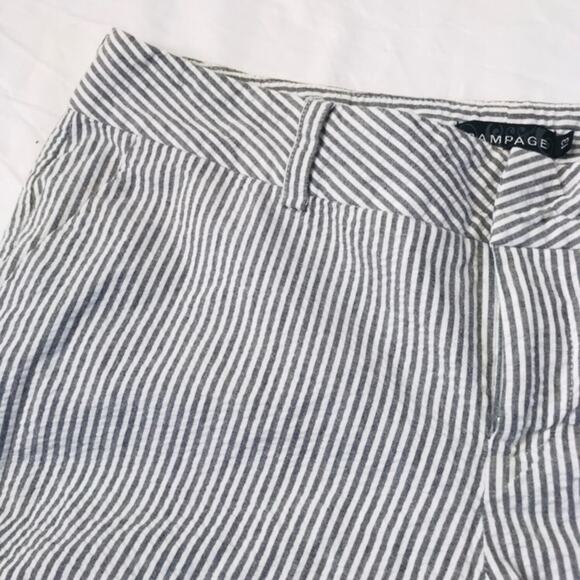 Rampage seersucker shorts - Picture 2 of 6